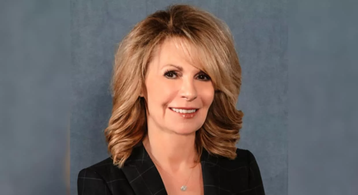 Why This Chief Growth Officer Says “The Best Salespeople Don’t Sell”